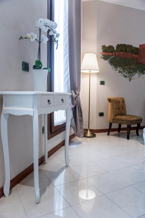 Ferienwohnung A Due Passi Dal Castello Ferrara Exterior foto